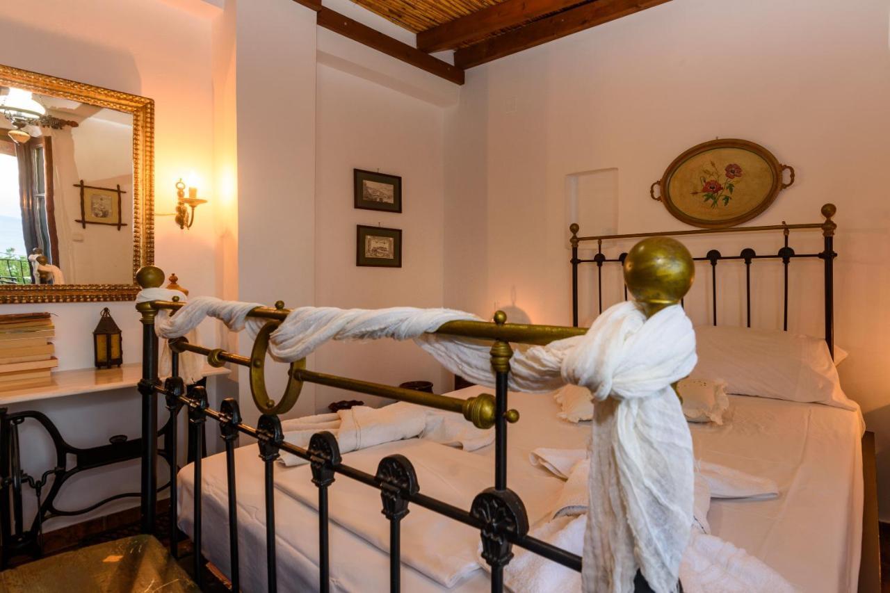 Eros Pittoresque Retreats - Perfect Location, Panoramic Seaview Koróni المظهر الخارجي الصورة
