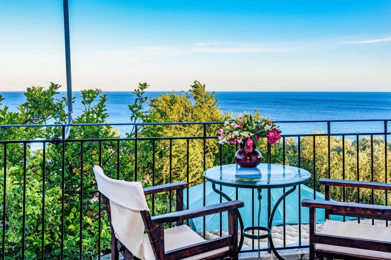 Eros Pittoresque Retreats - Perfect Location, Panoramic Seaview Koróni المظهر الخارجي الصورة